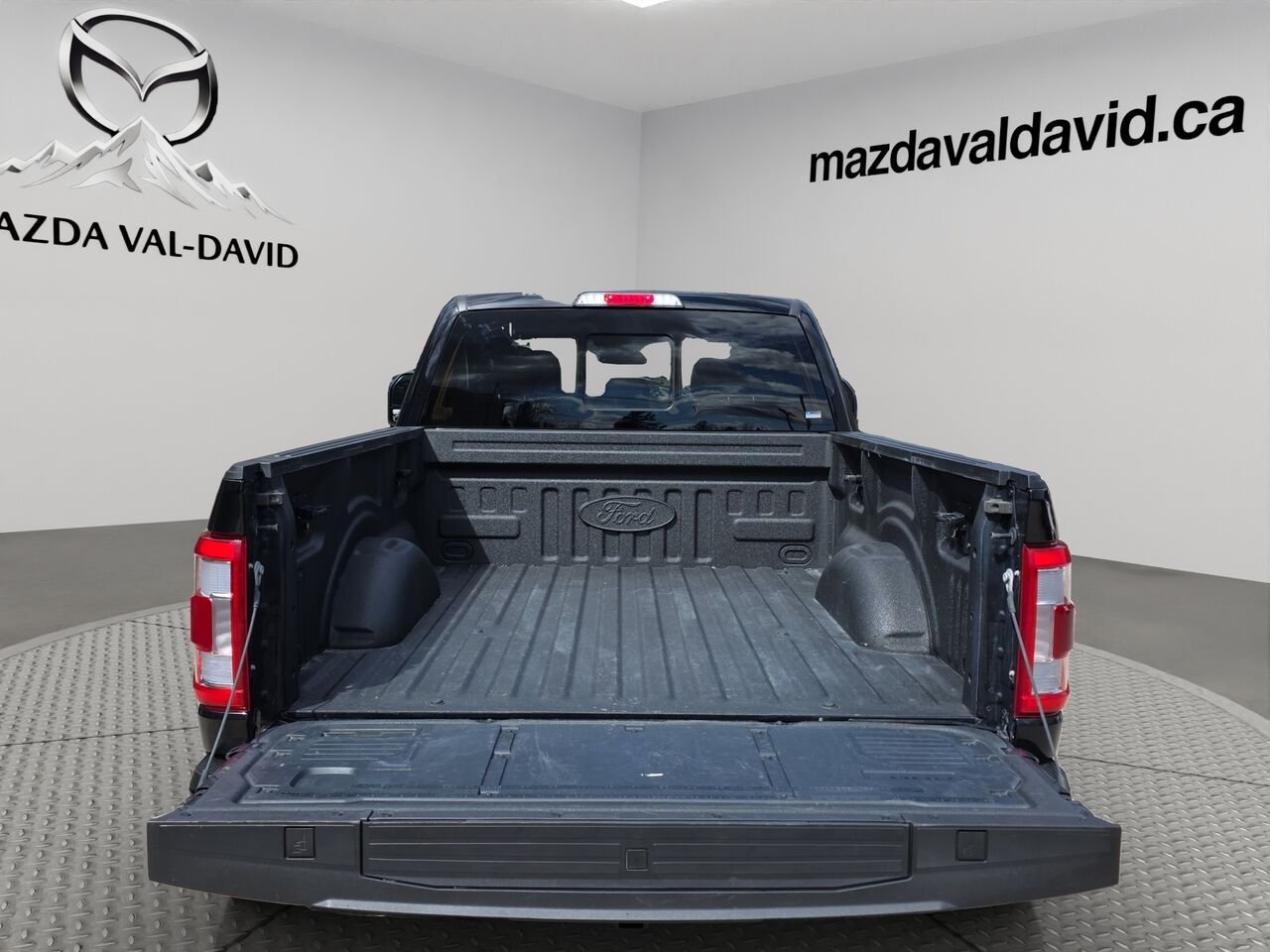 Ford F-150 2023 Noir Val-David - photo #21