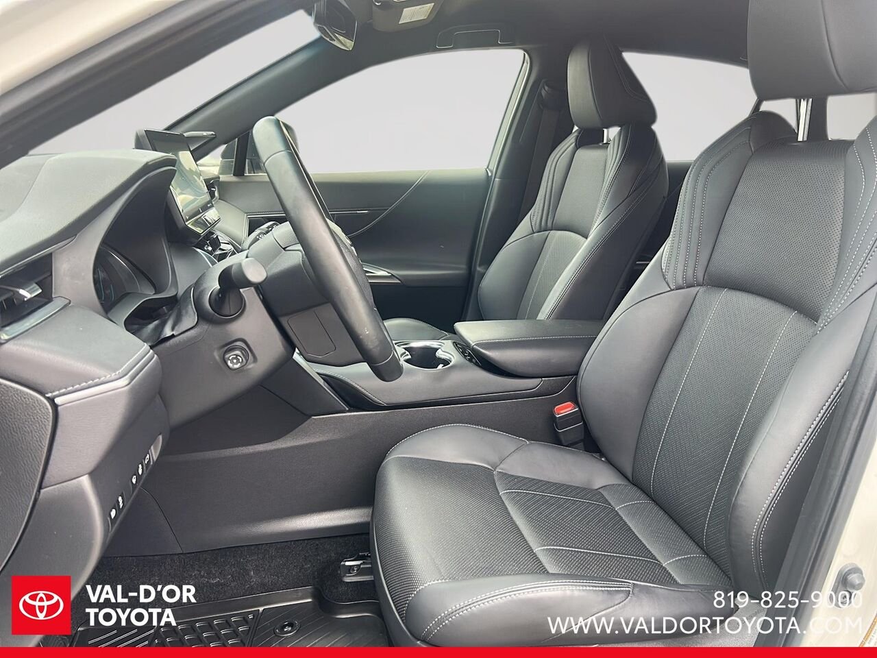 Toyota Venza XLE TI 2022 Blizzard nacré Val-d'Or - photo #7