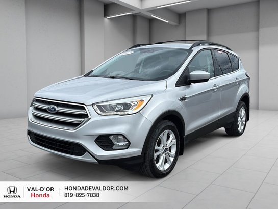 Ford Escape 4 portes SE, AWD 2017 2017 Gris
