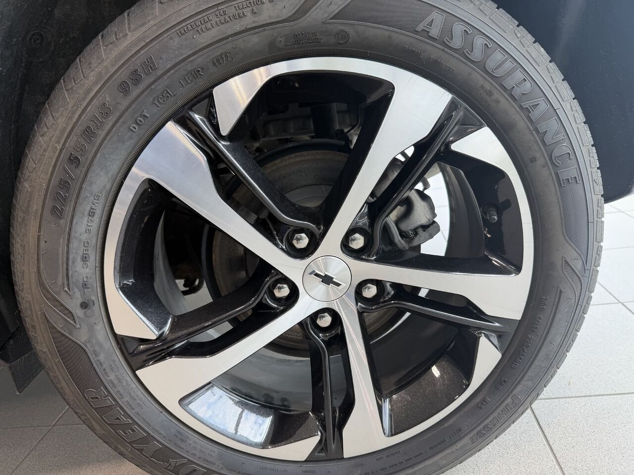 CHEVROLET TRAX 1RS 1RS 4 portes TA 2024 Gris Gatineau - photo #13