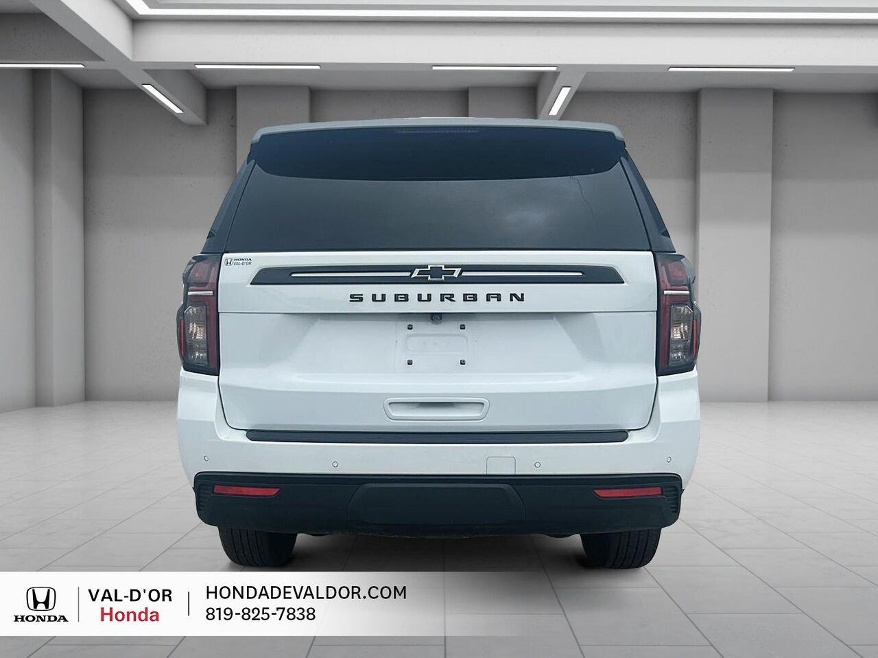 2023 Chevrolet Suburban Z71 4 portes 4RM White Val-d'Or - photo #2