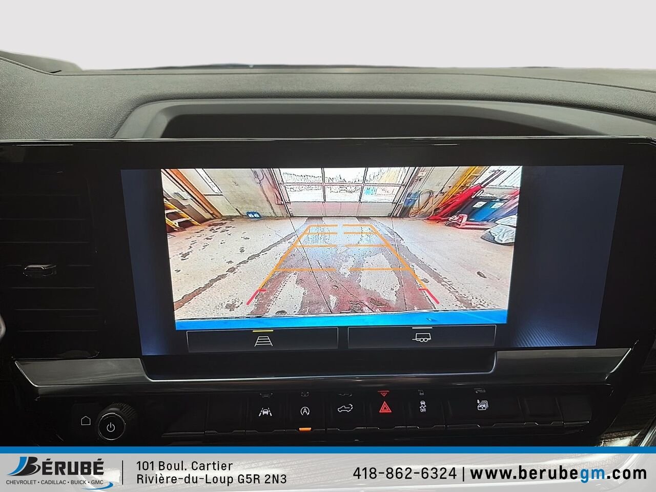 2024 CHEVROLET 1500 4RM, CAISSE COURTE, CAB. MULTIPLAC LT Blue Rivière-du-Loup - photo #16