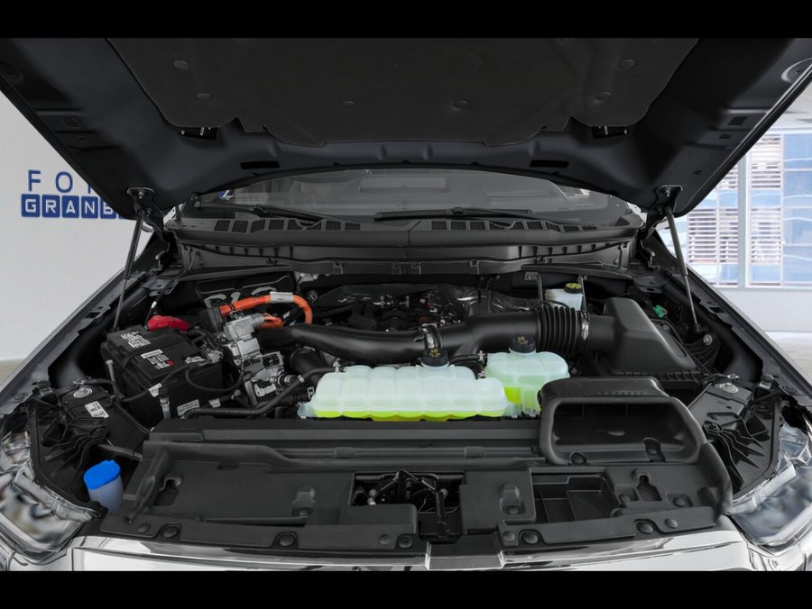 Ford F-150 King Ranch cabine SuperCrew 4RM caisse de 5,5 pi 2026 Bleu antimatière métallisé