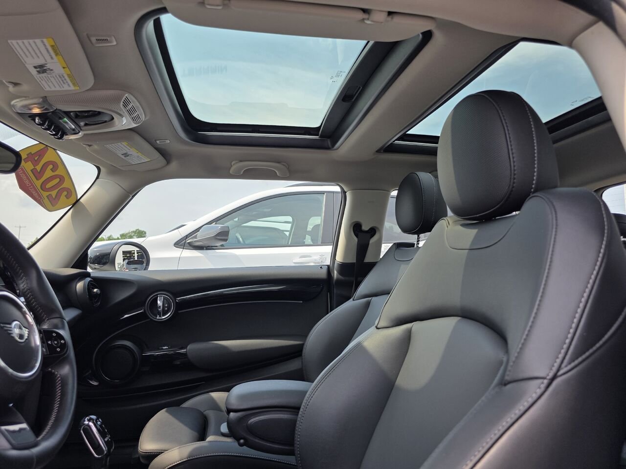 2024 MINI 3 Door Cooper S Rouyn-Noranda - photo #9