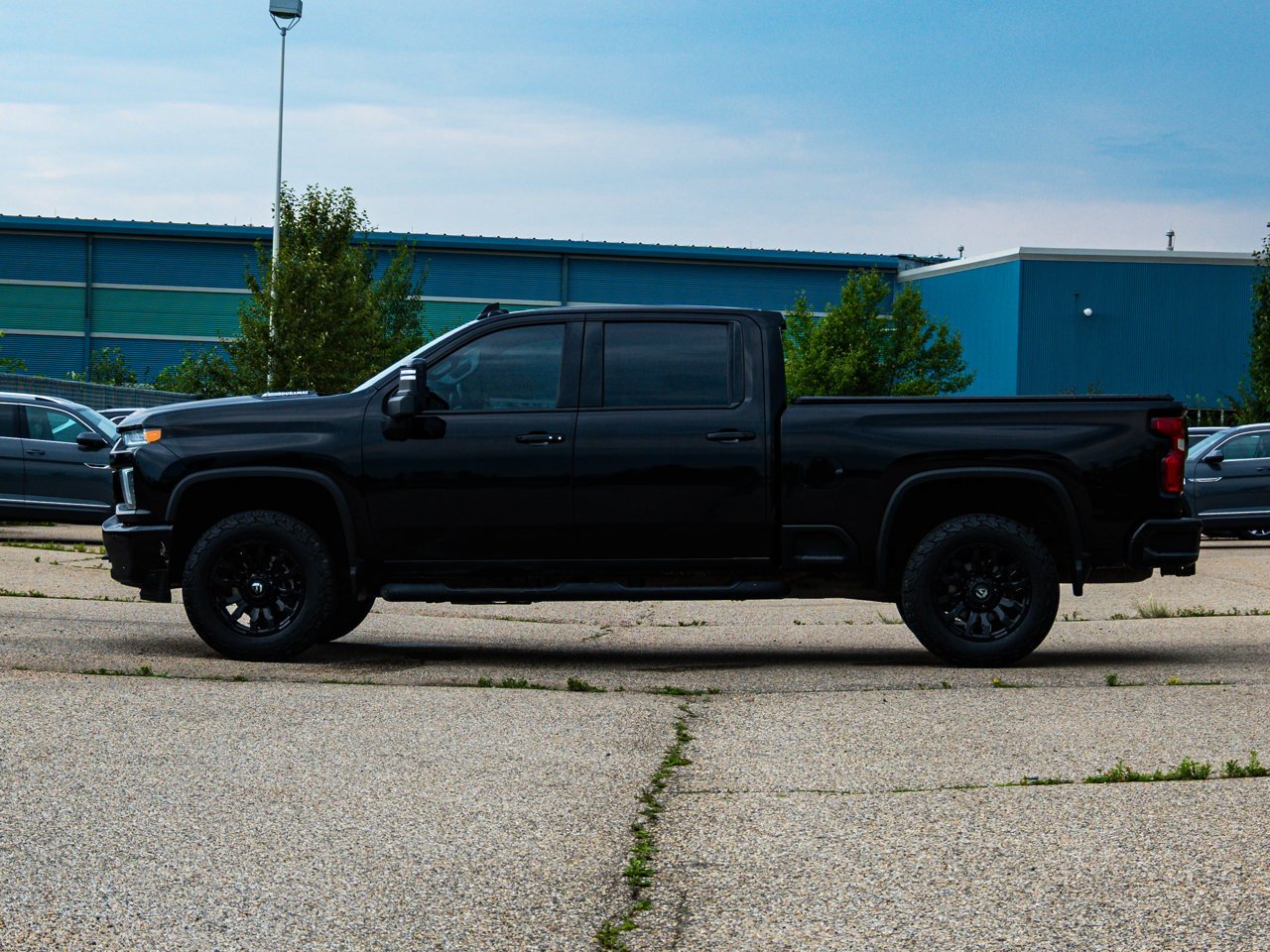 2022 Chevrolet Silverado 3500HD 4WD Crew Cab 159 LTZ Black Sherwood Park - photo #9