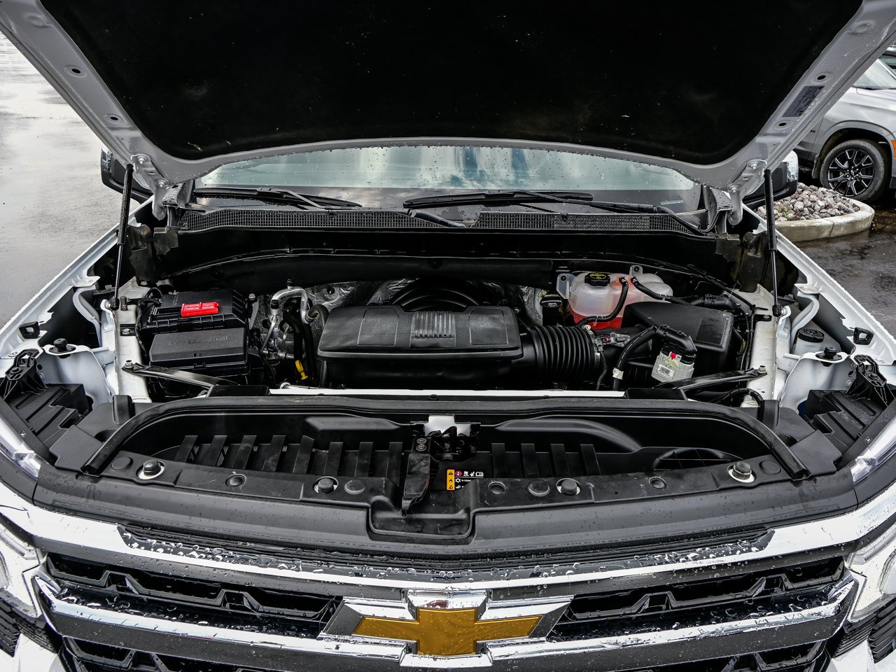 2026 Chevrolet Silverado 1500 4WD Crew Cab 147 LT White Sherwood Park - photo #8