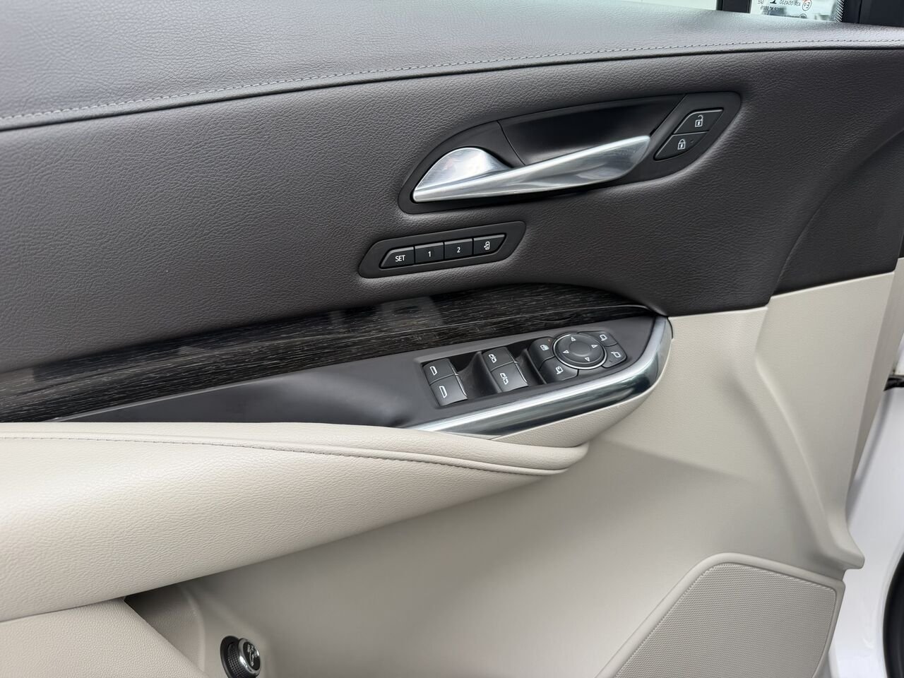 2020 Cadillac XT4 PREMIUM LUXURY AWD White Laval - photo #21