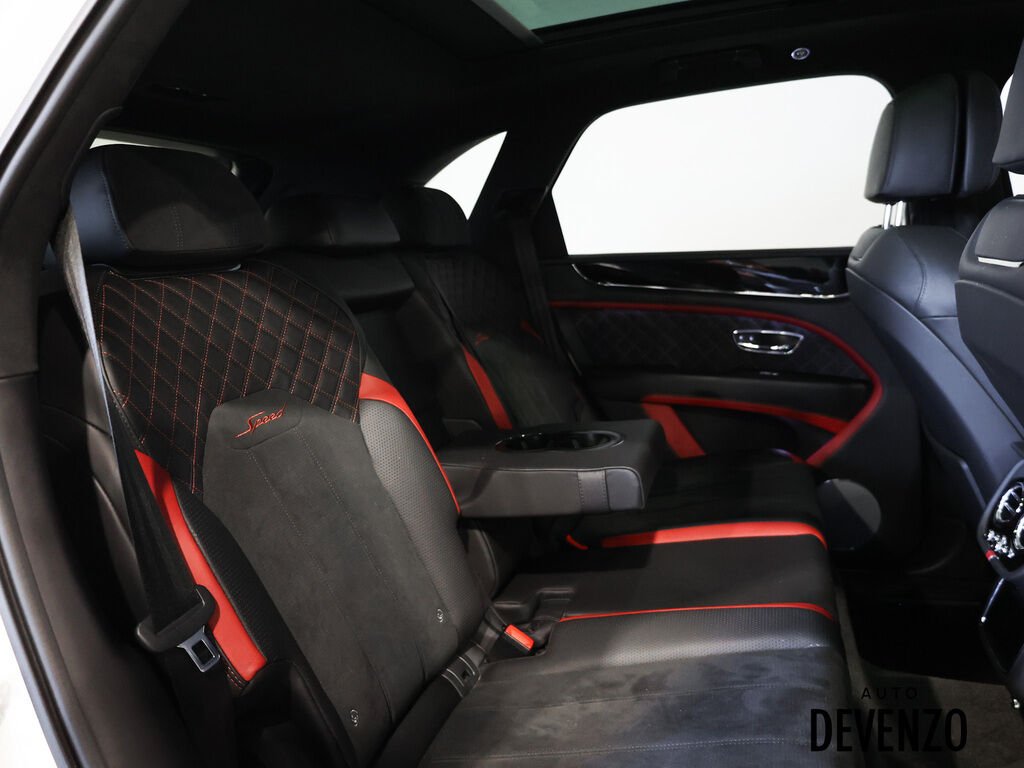 Bentley Bentayga 2021 Blanc Saint-Eustache - photo #10