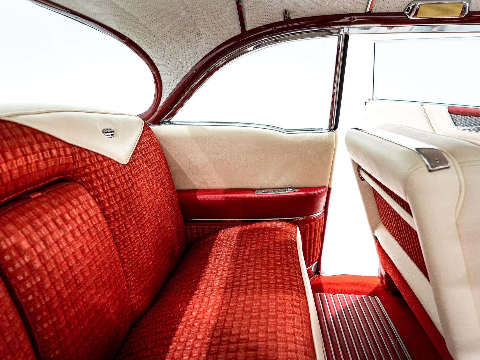1956 Cadillac Eldorado Seville With Factory A/C | PRIX EN USD White Montreal - photo #75