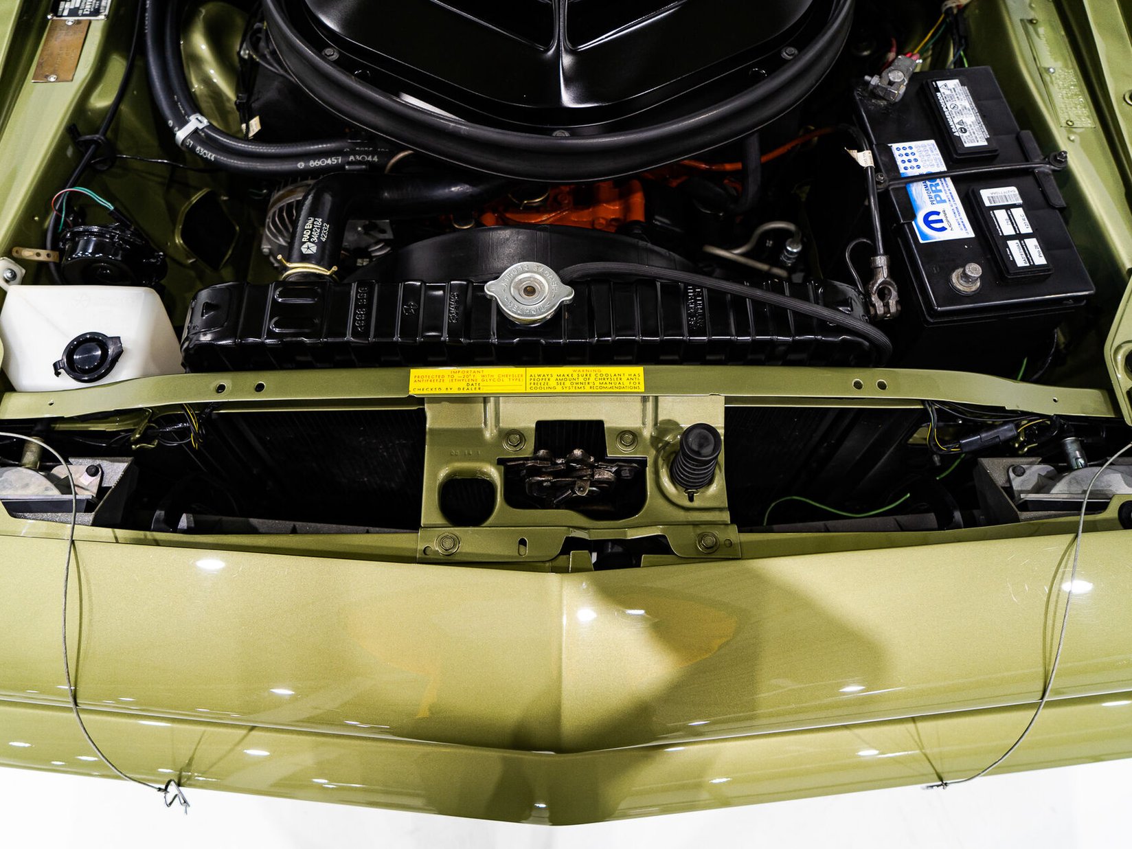 1970 Plymouth HEMI Cuda 1 de 3 Exemplaires Utilisés par la Division Course de Chrysler France **PRIX EN USD** Green Montreal - photo #53