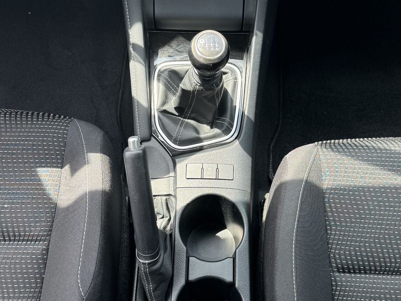 Scion iM Hatchback 2016 Beige Granby - photo #20