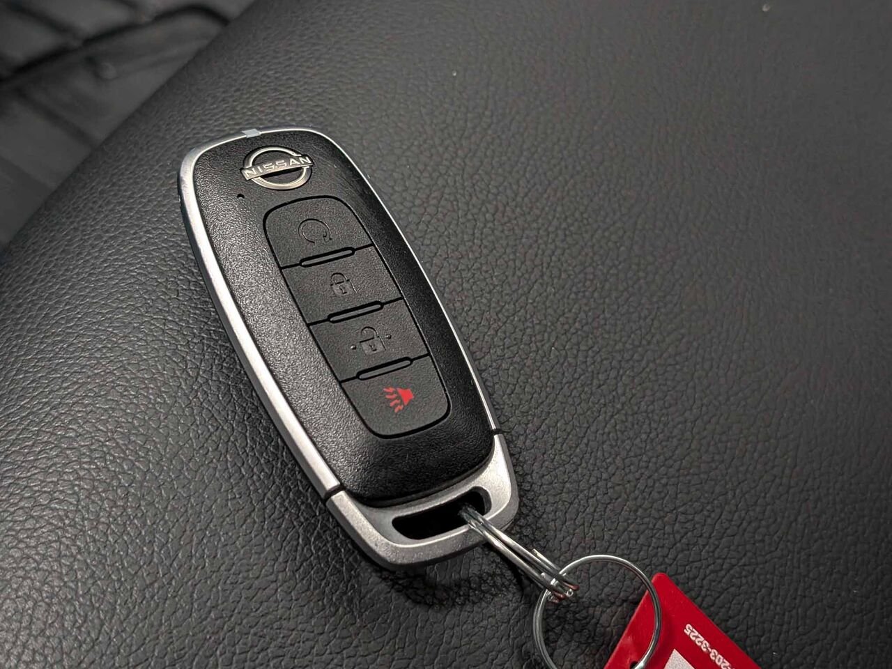 Nissan KICKS SR Cuir Volant et Sièges Chauffants 2023 Rouge Sherbrooke - photo #21