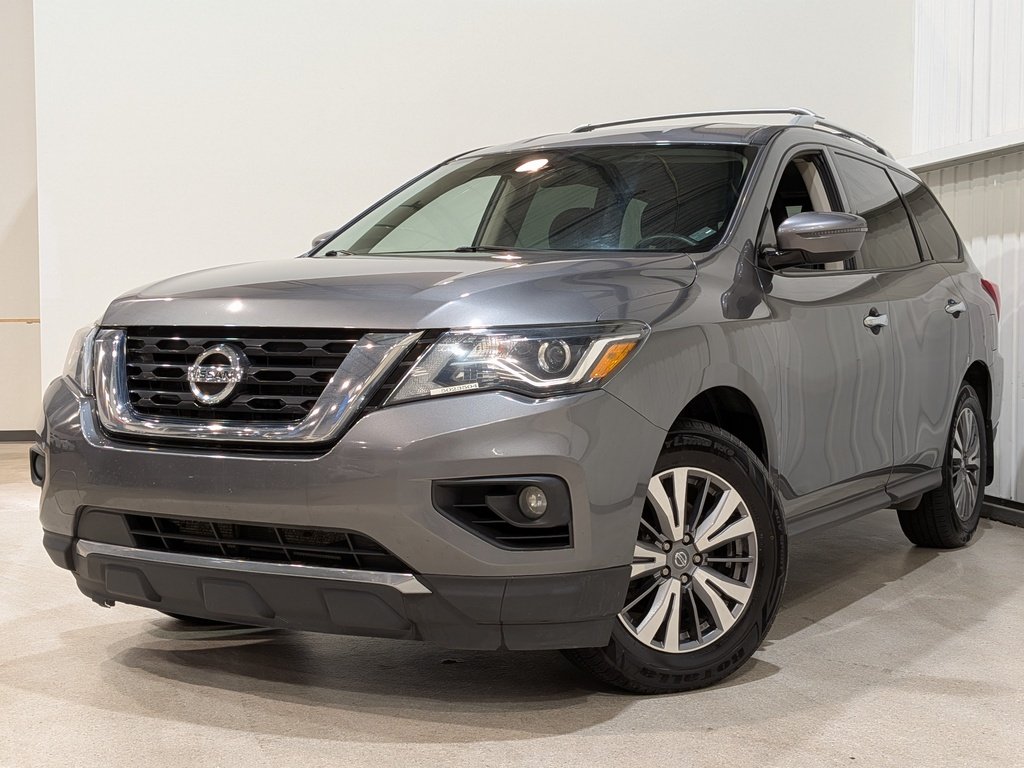 Nissan Pathfinder 4x4 SV Tech 2020 Gris Val-David - photo #0