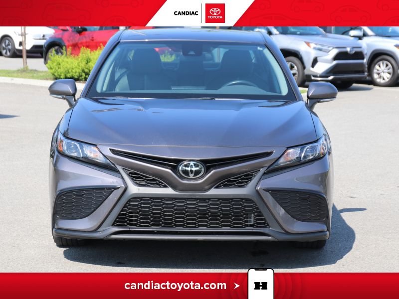 2022 Toyota Camry Grey Laval - photo #2