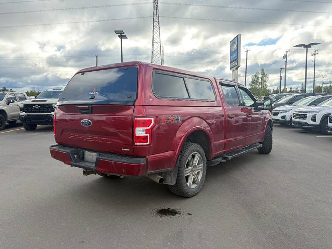2018 Ford F-150 XLT 4WD SuperCrew 5.5' Box Red Sherwood Park - photo #4