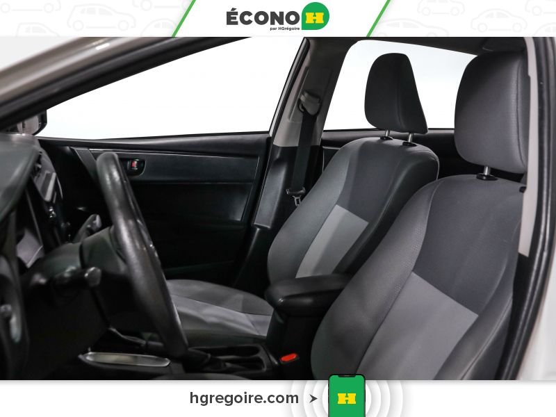 Toyota Corolla 2019 Blanc Saint-Eustache - photo #8