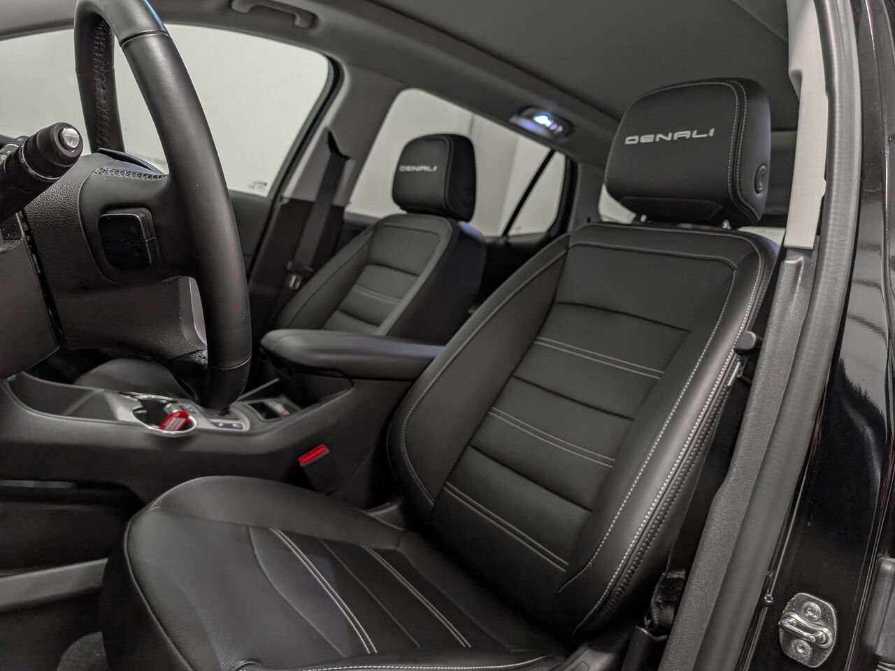 GMC Terrain DENALI AWD Toit Pano 11 859 KM Seulement!!! 2024 Noir Sherbrooke - photo #6
