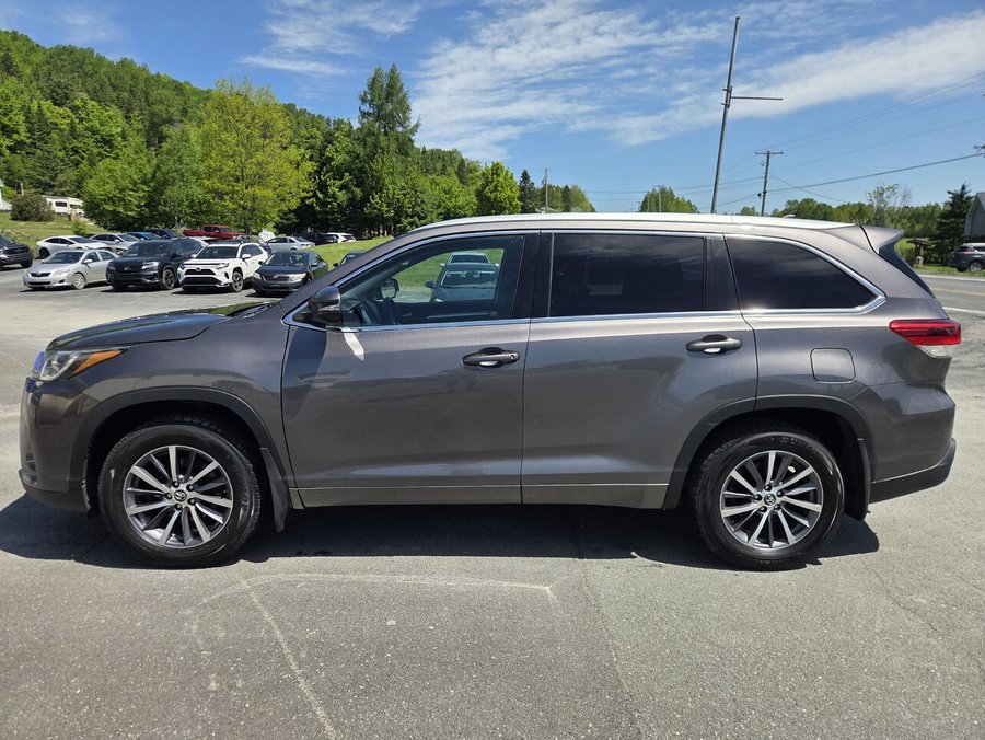 2017 Toyota Highlander 2017 Grey