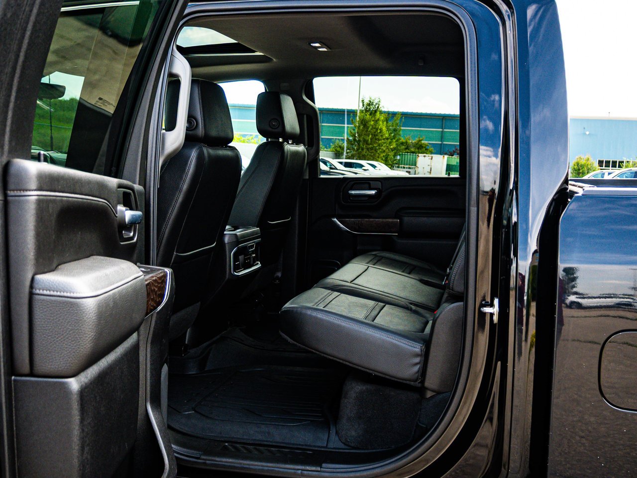 2021 GMC Sierra 2500HD 4WD Crew Cab 159 Denali Black Sherwood Park - photo #31