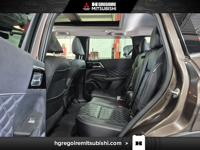 2023 Mitsubishi Outlander Plug-In Hybrid Bronze Blainville - photo #29