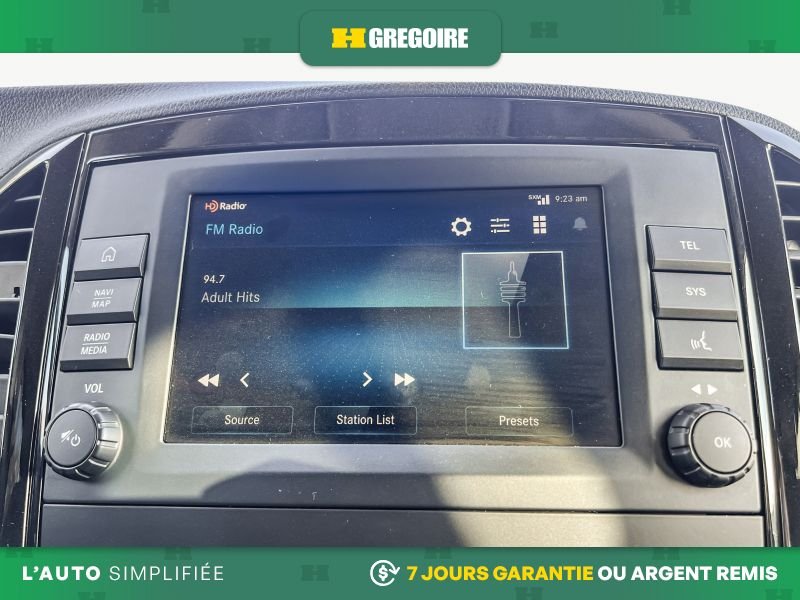 Mercedes Benz Metris 2022 Blanc Laval - photo #23