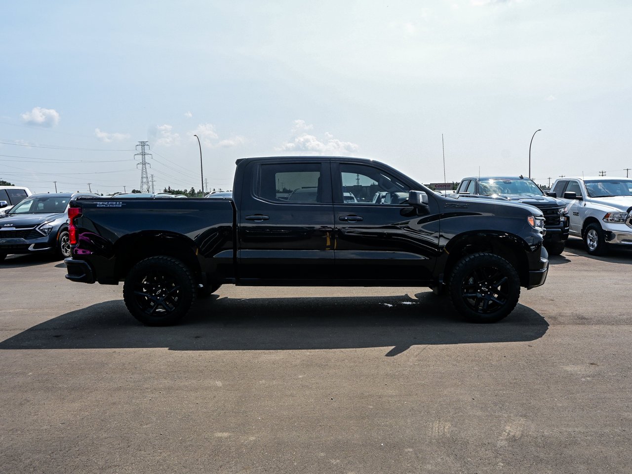 2025 Chevrolet Silverado 1500 4WD Crew Cab 147 LT Trail Boss Black Sherwood Park - photo #14