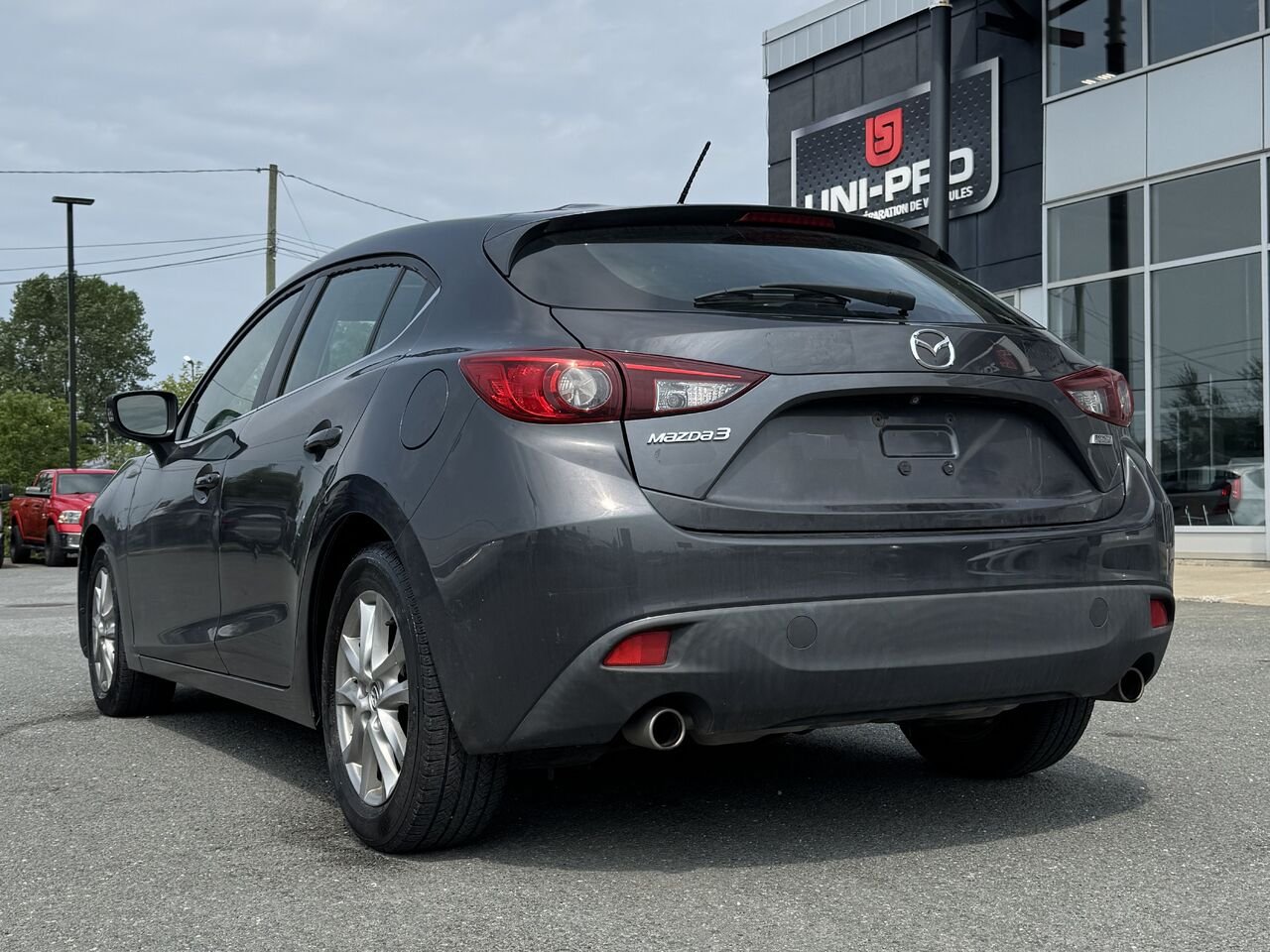 2016 Mazda Mazda3 GS Grey Granby - photo #4
