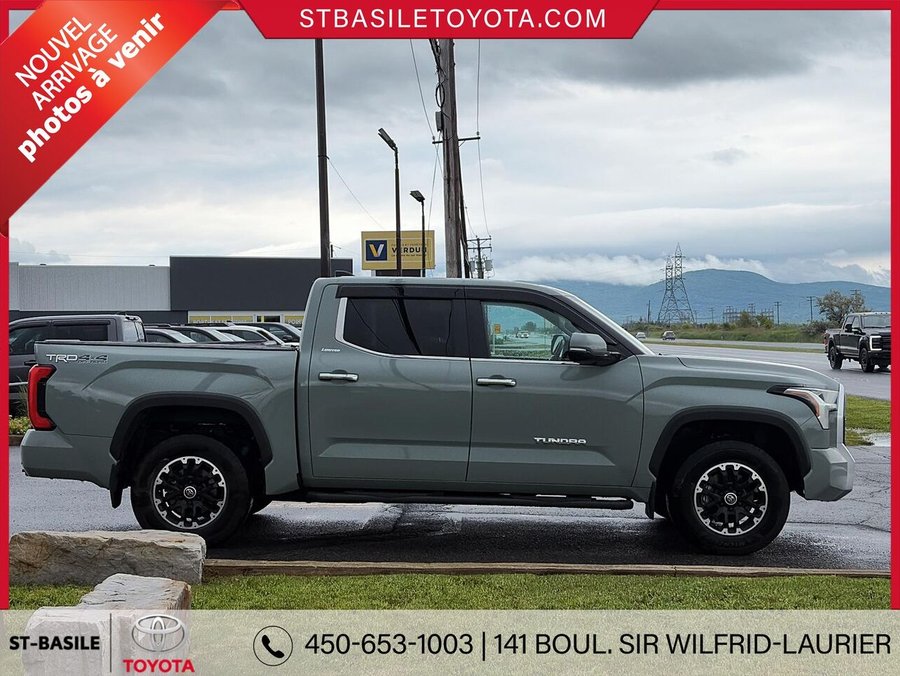 TOYOTA TUNDRA 2024 2024 Gris