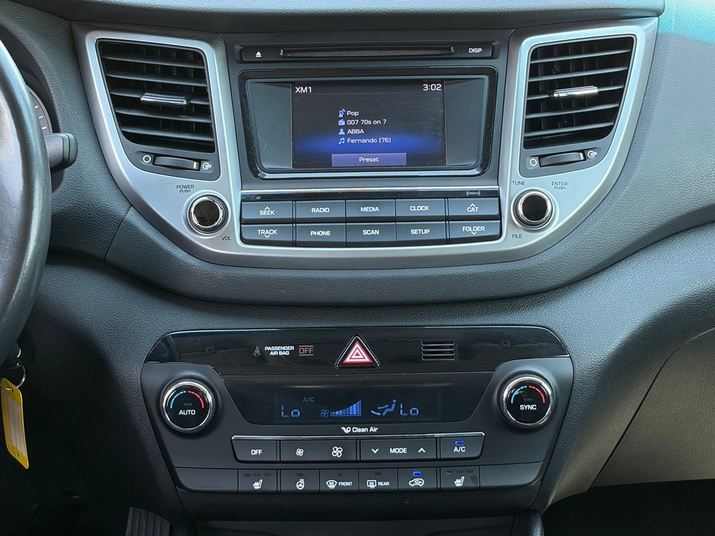 Hyundai Tucson 2017 Gris Gatineau - photo #16