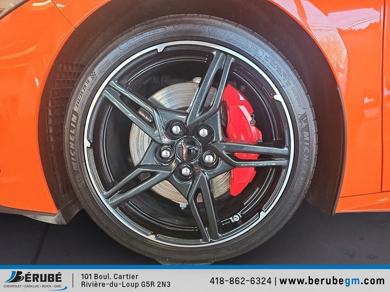 CHEVROLET CORVETTE STINGRAY CABRIOLET Stingray cabriolet 2 portes avec 3LT 2021 Orange Rivière-du-Loup - photo #4