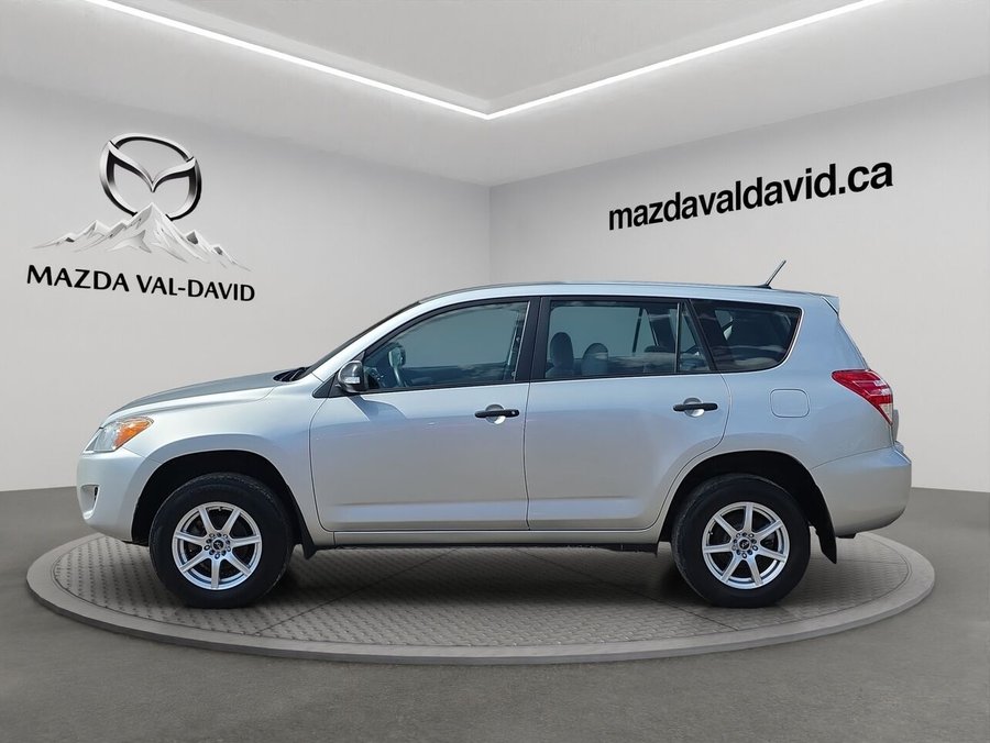 Toyota RAV4 Base I4 4 portes à deux roues motrices, cruise control, vitres électriques 2010 Gris