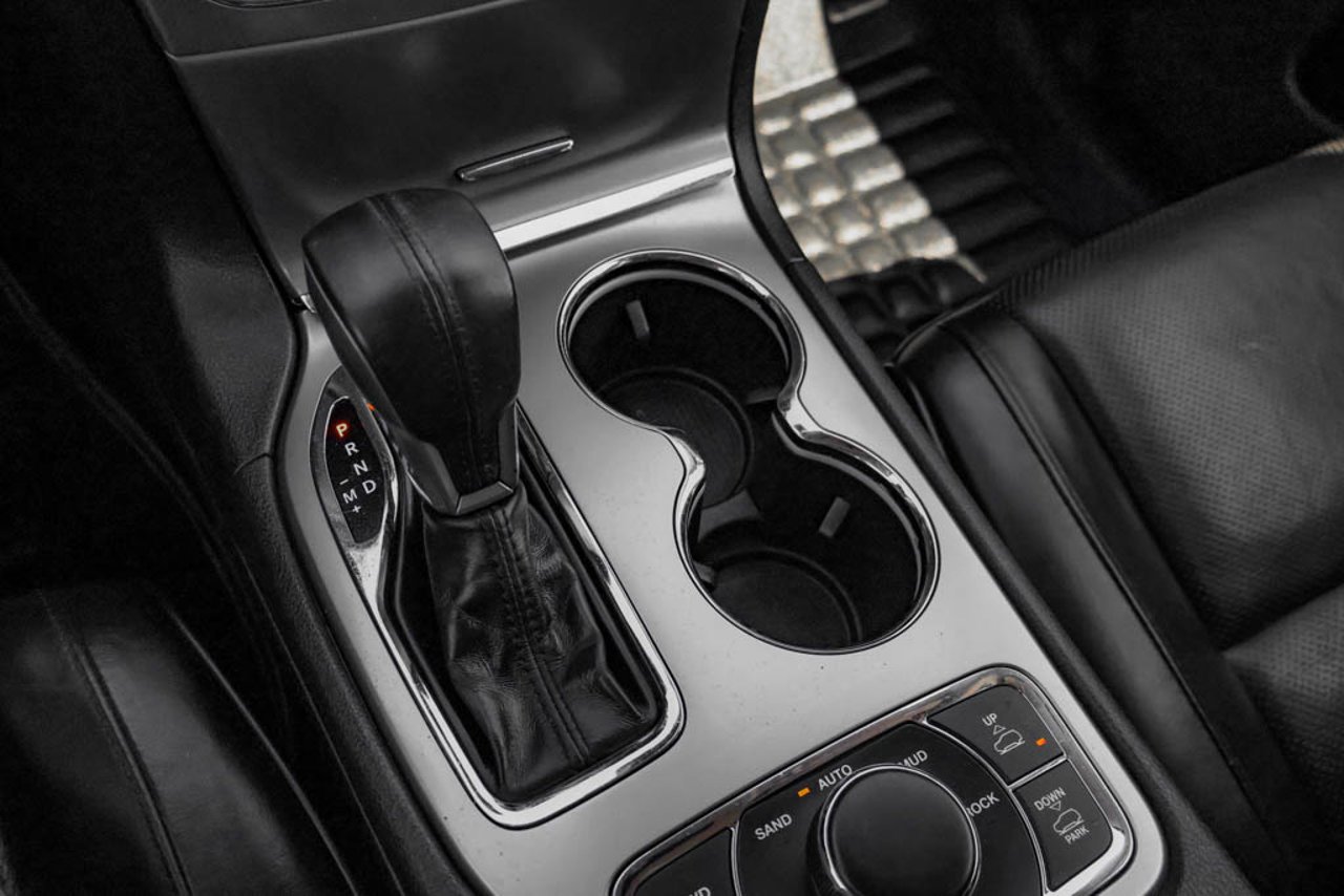2017 Jeep Grand Cherokee 4WD 4dr Summit Black Sherwood Park - photo #27