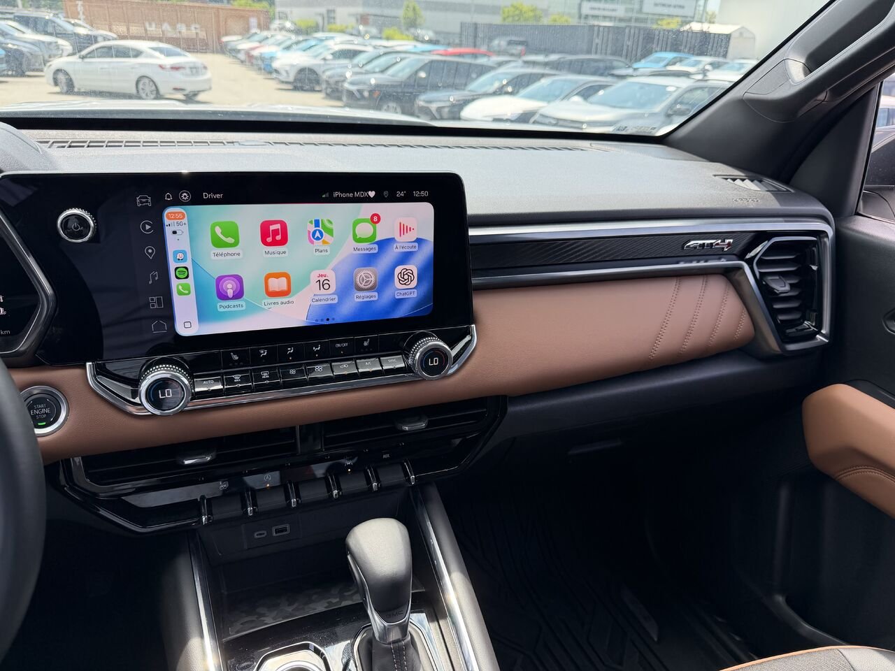 2024 GMC CANYON AT4 AT4 cabine multiplace 4RM White Gatineau - photo #5
