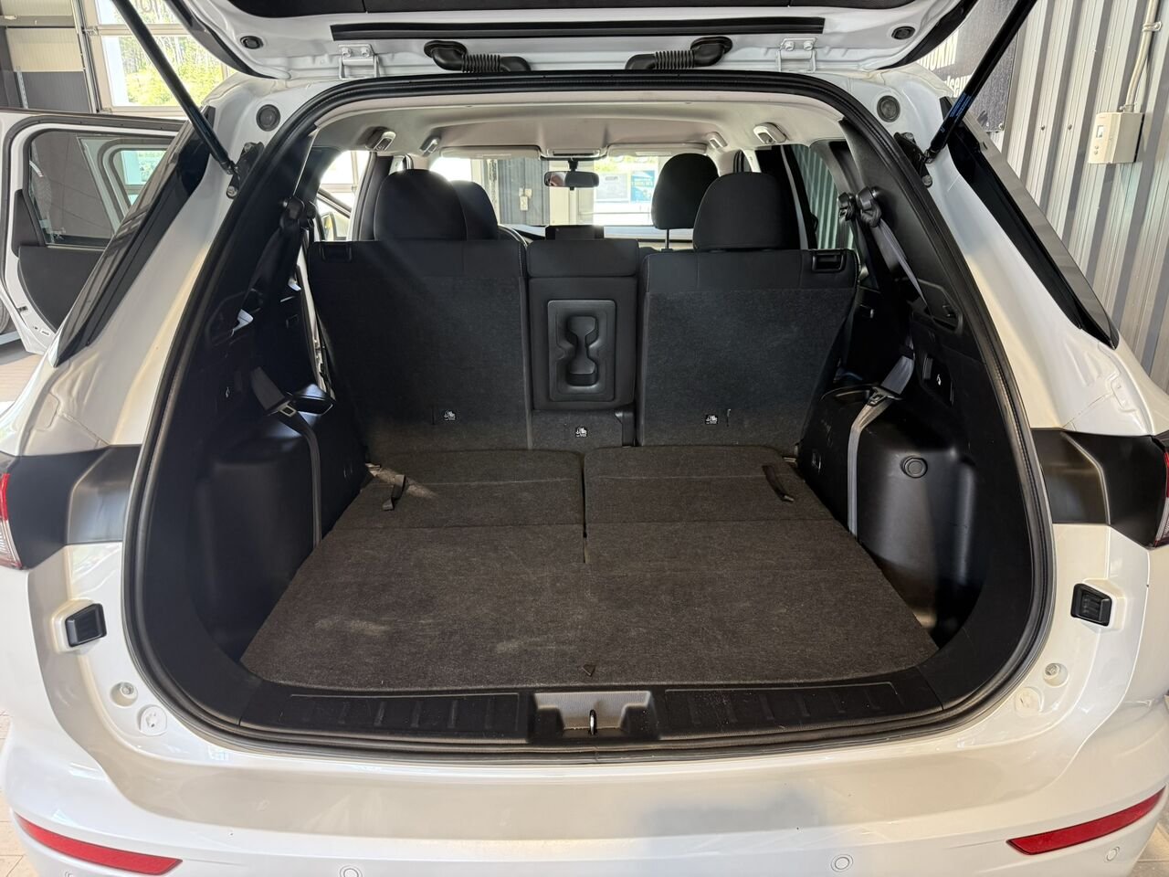 Mitsubishi Outlander ES S-AWC 2022 Blanc Rouyn-Noranda - photo #7
