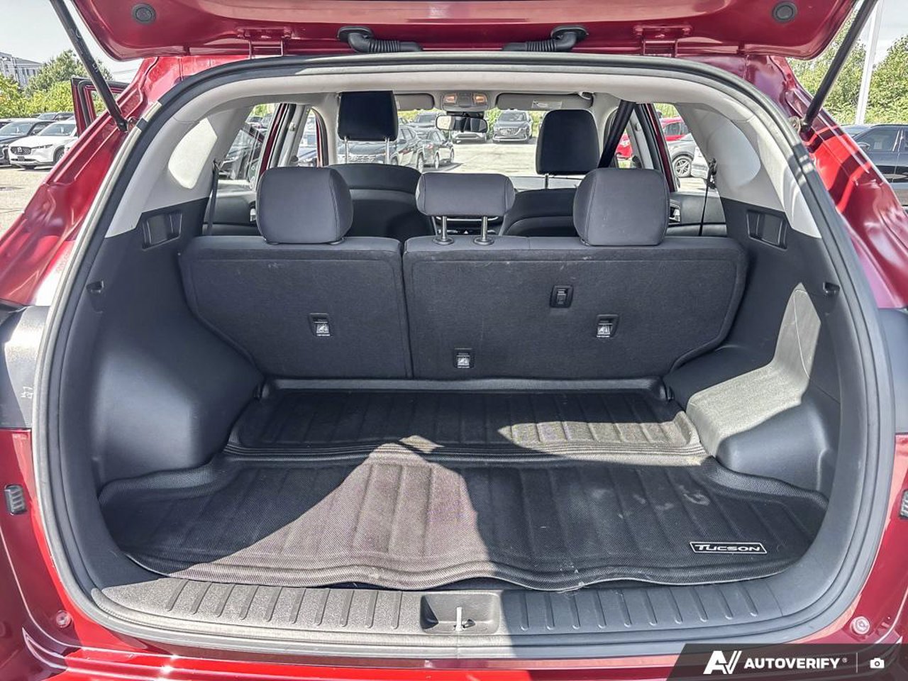 2019 Hyundai Tucson KM8J3CA48KU973097 Red Mirabel - photo #14