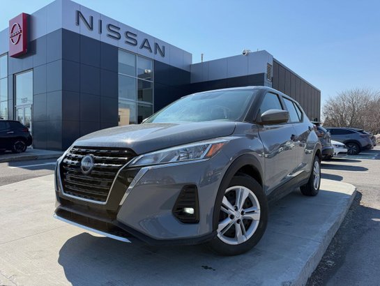 2024 Nissan Kicks S TA Grey