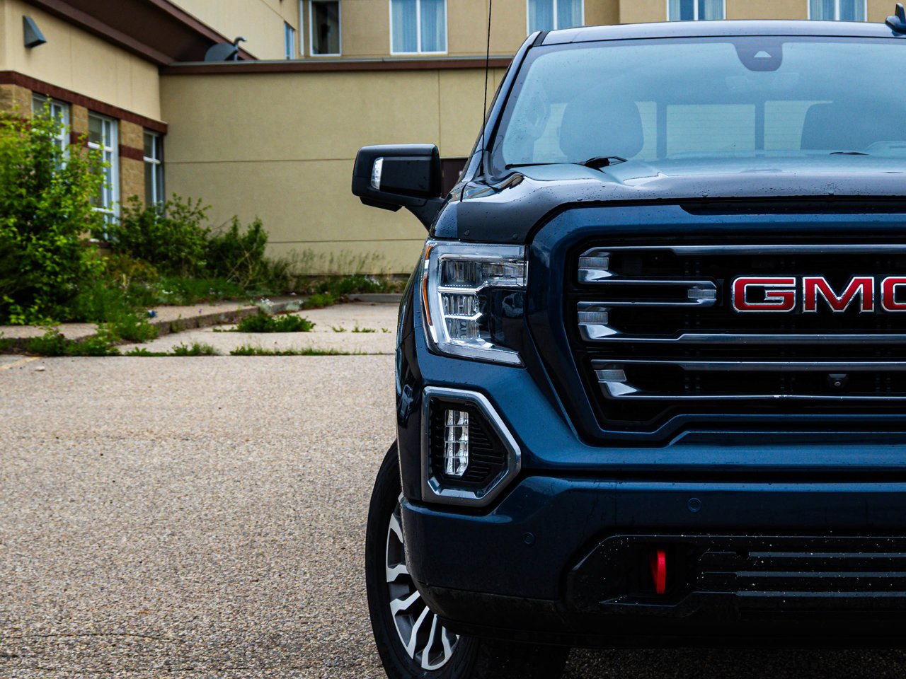 2019 GMC Sierra 1500 4WD Crew Cab 147 AT4 Blue Sherwood Park - photo #5