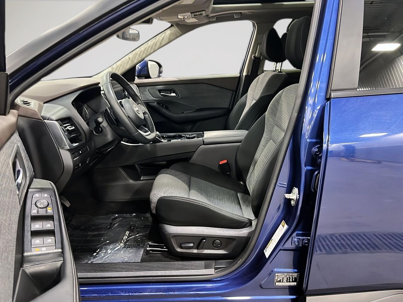 Nissan Rogue SV TI 2023 Bleu Québec - photo #8
