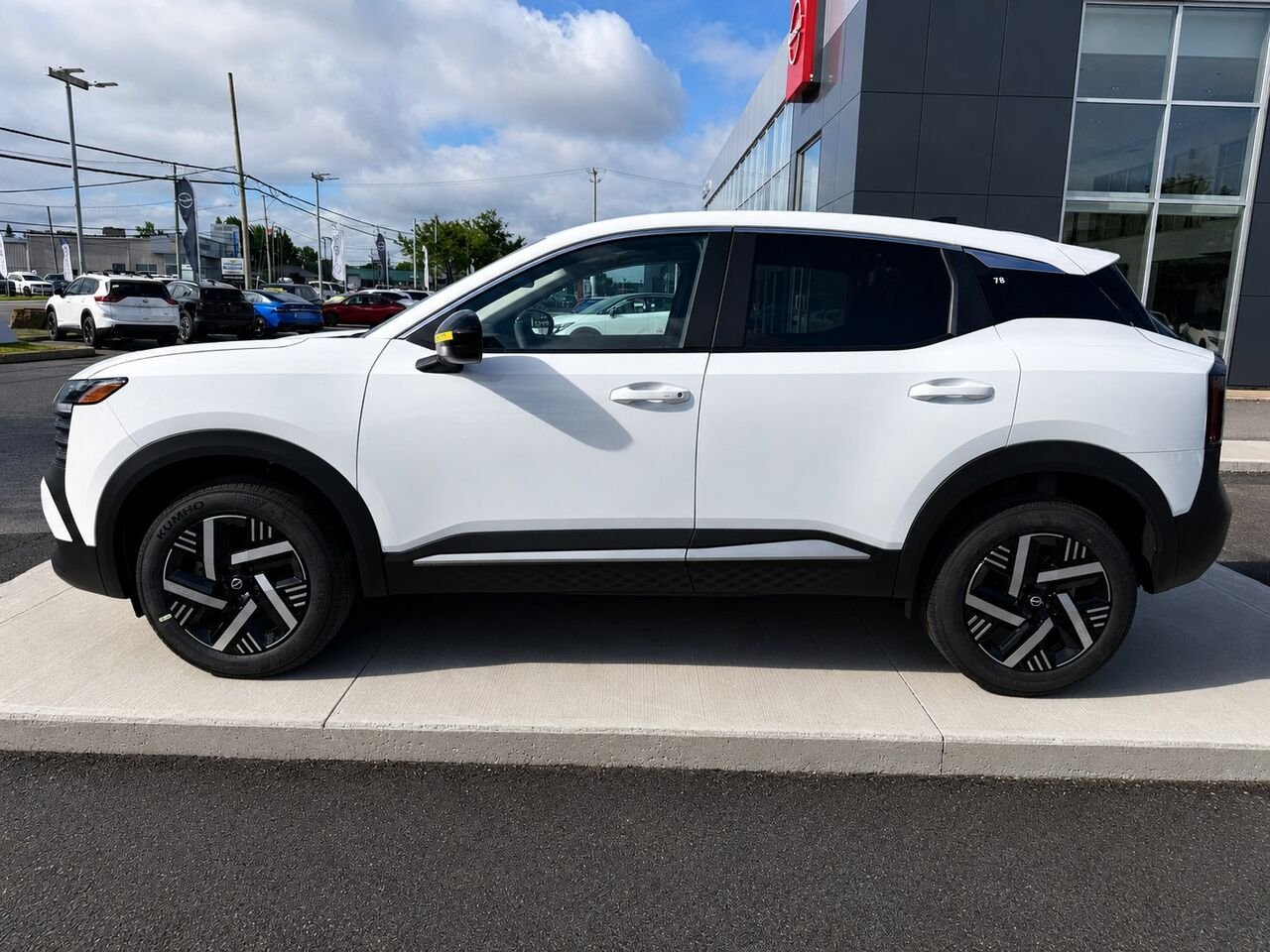 2026 NISSAN Kicks KICKS SV FWD Fresh Powder Châteauguay - photo #1