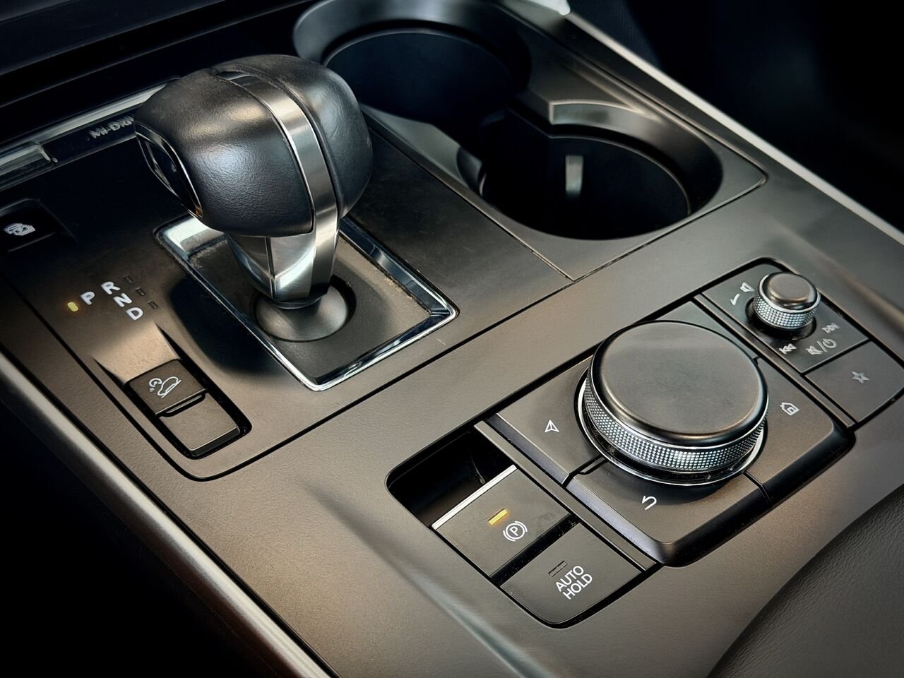 2024 Mazda CX-90 hybride rechargeable Grey Notre-Dame-des-Prairies - photo #24
