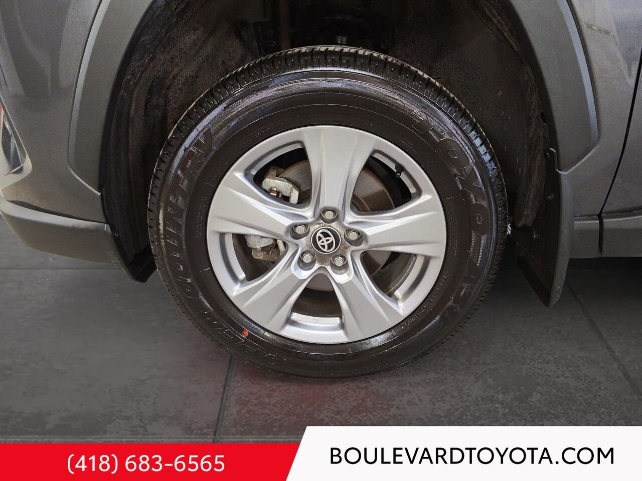 Toyota RAV4 99855A-135 | XLE, AWD 2025 Gris Québec - photo #6