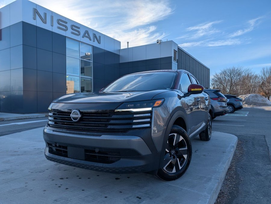 Nissan Kicks 2026 2026 Gris poudre métallisé/Couche teintée Braise écarlate