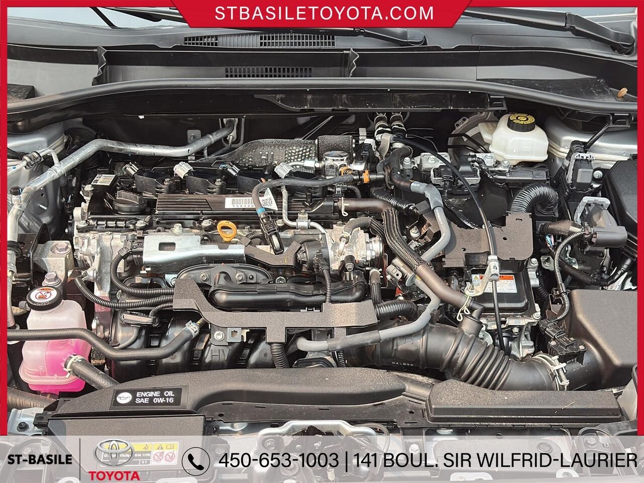 TOYOTA Corolla Cross Hybride 2024 Argent Saint-Basile-le-Grand - photo #10
