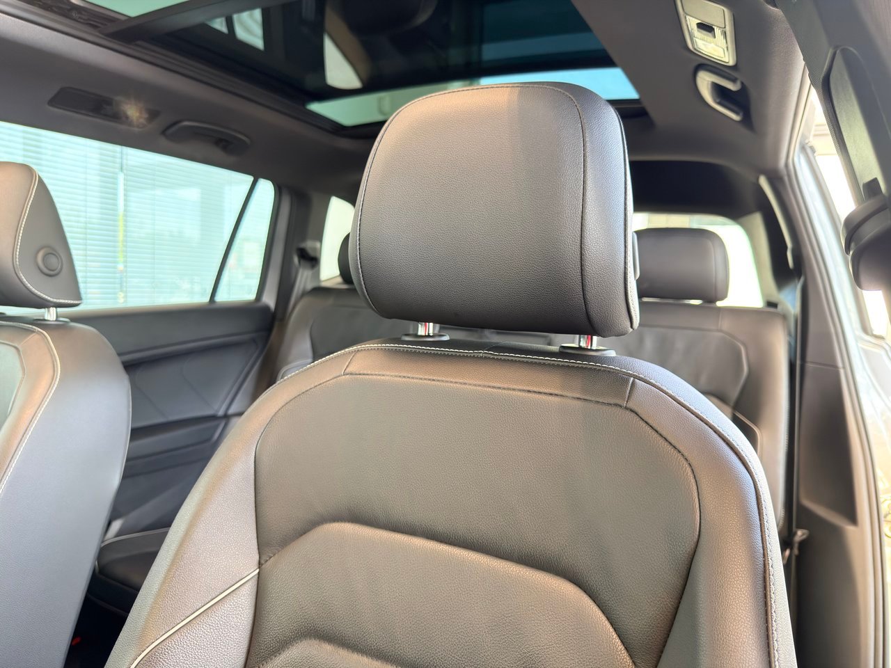Volkswagen Tiguan 2021 Gris Notre-Dame-des-Prairies - photo #5