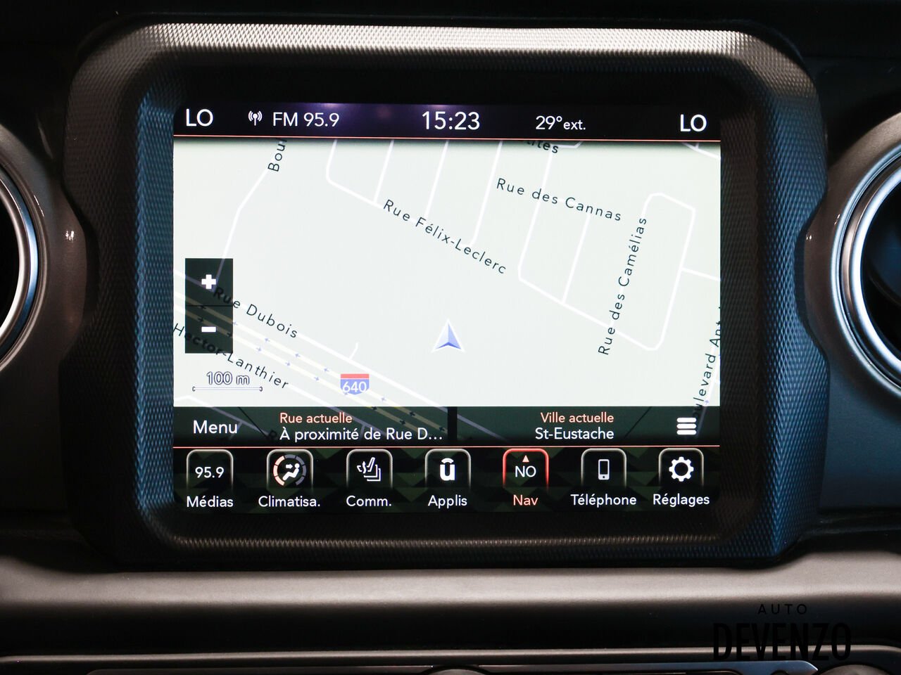Jeep Wrangler 2023 Blanc Saint-Eustache - photo #12