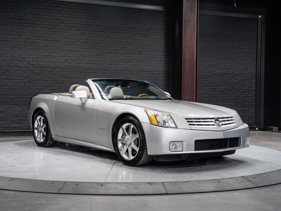 2005 Cadillac XLR