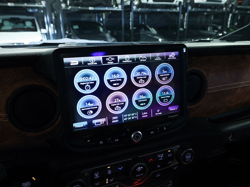2023 Jeep Gladiator Grey Saint-Eustache - photo #23