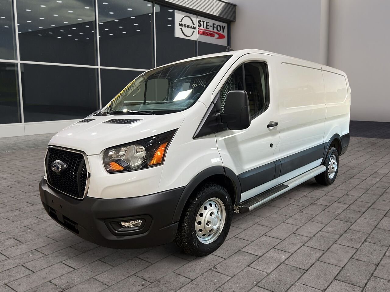 2024 Ford Transit fourgon utilitaire White Québec - photo #0