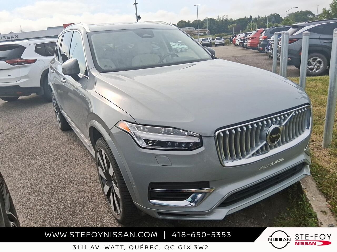 Volvo XC90 Recharge PLUS BRIGHT THEME PHEV 2024 Gris Ste-Foy - photo #2