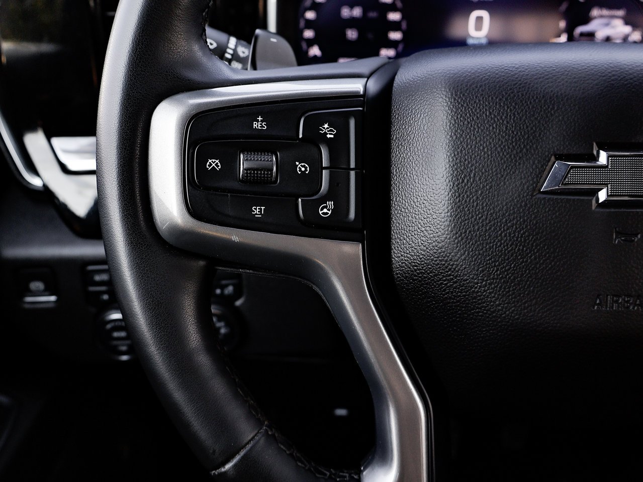 2024 Chevrolet Silverado 1500 4WD Crew Cab 147 LT Trail Boss Grey Sherwood Park - photo #19